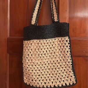 Beautiful Zara woven bag slight damage